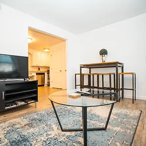 Modern North Gulch Apartment Nashville